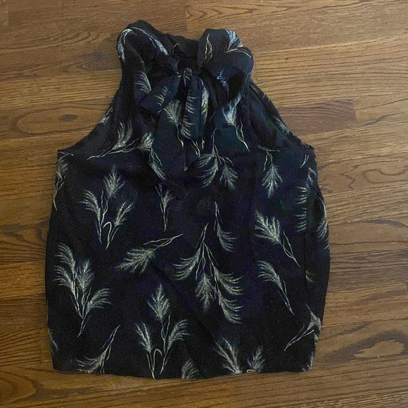 Bishop + Young Esmeralda Tie Neck Top Wisteria Size Medium - Picture 5 of 6